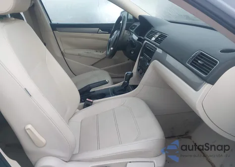 2014 Volkswagen Passat 1.8T Wolfsburg Edition из США, поврежденный, VIN 1VWAS7A34EC120791